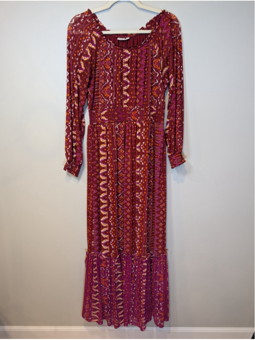 Knox Rose Burgundy Geometric Print Long Sleeve Smocked Waist Maxi Dress Small